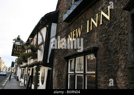 Das äußere des New Inn in Salisbury Stockfoto