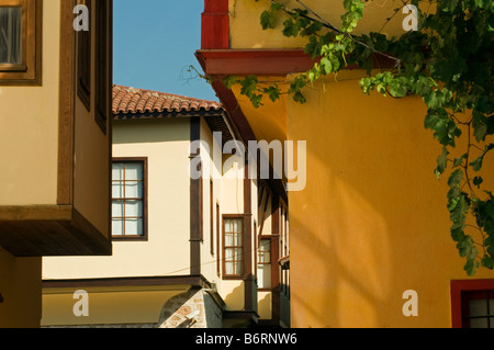 Traditionelle Häuser in der alten Stadt Türkei Antalya Stockfoto