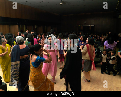 Diwali Feiern Wandsworth Town Hall Diwali Disco Stockfoto