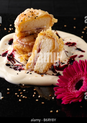 Gebackene Alaska Dessert redaktionelle Essen Stockfoto