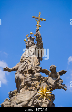 Breslau, Schlesien, Polen. Statue des Hl. Johannes Nepomuk von der Kirche des Heiligen Kreuzes und St. Bartholomäus Stockfoto