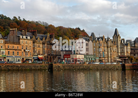 Oban Fischerei Hafen aus dem 18. Jahrhundert Stadt Zentrum typische Hafengebäuden Argyll Bute Scotland UK Stockfoto