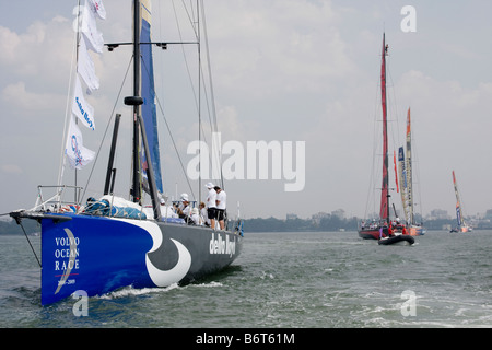 YACHTEN, DIE TEILNAHME AN VOLVO OCEAN RACE 2008 IN KOCHI, KERALA Stockfoto