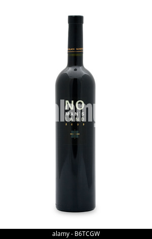 Bulgarien Damianitza kein Niemandsland Schwarzes Etikett Rebsorte Cabernet Sauvignon Merlot Eiche Fass im Alter dunkle Farbe 2003 trockener Rotwein Reifen Stockfoto