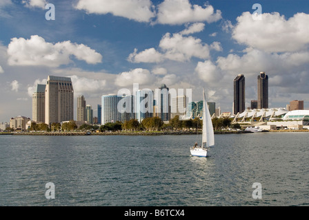 San Diego Downtown Embarcadero vom Ausflugsboot auf Bucht von San Diego Kalifornien USA Stockfoto