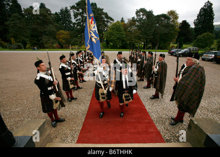 Die Atholl Highlanders auf der Parade in Blair Castle Blair Atholl der Atholl Highlanders sind Europas einzig verbliebene Privatarmee Stockfoto