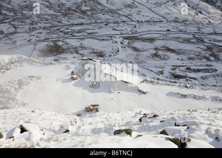 Schnee in Kirkstone Schiefer-Steinbruch in der Seenplatte-UK Stockfoto