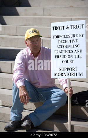 Protest gegen Zwangsvollstreckungen in Lansing, Michigan State Capitol Building statt Stockfoto