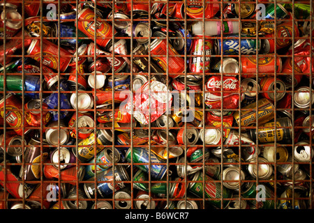 Annahmestelle für das recycling Drink Dosen Stockfoto