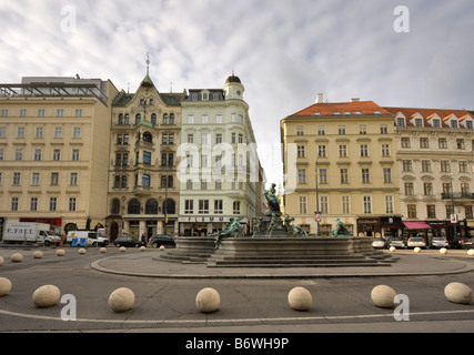 Architektonische Mischung von Gebäuden in Neuer Markt, Wien, Österreich Stockfoto