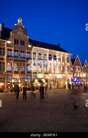 Weihnachtsbeleuchtung Markt Brügge Belgien Stockfoto