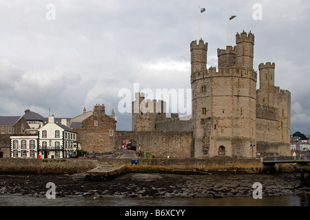 Caernarfon Castle Edward 1. größte Burg in Wales Gwynedd Wales UK Stockfoto