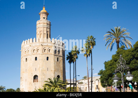 Sevilla Spanien der Torre del Oro Stockfoto