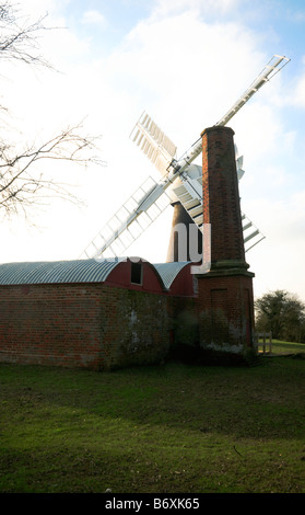 Polkey der Entwässerung Mühle und Dampf Entleerungspumpe Häuser mit Schornstein bei Reedham, Norfolk, Großbritannien. Stockfoto