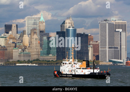 US Coast Guard Penobscot Bay Kutter in den Hafen von New York-New York-USA Stockfoto