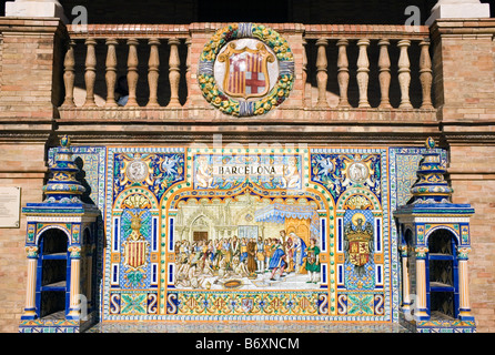 Sevilla, Spanien. Keramikfliesen auf der Plaza de España. Stockfoto