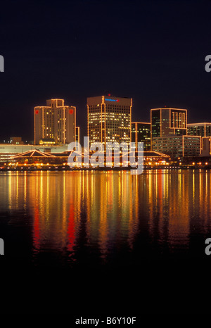 Weihnachtsbeleuchtung, Norfolk, Virginia, USA Stockfoto