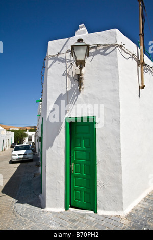 Teguise Lanzarote Kanarische Inseln Kanaren Spanien Europa Reisen Tourismus grüne Tür Stockfoto