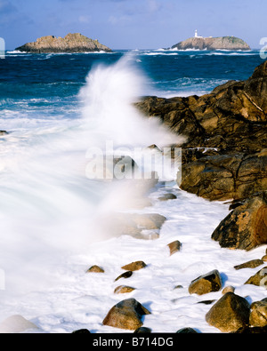 Runde Insel Leuchtturm aus Kork Porth, Tresco.  Isles of Scilly.  Cornwall Stockfoto