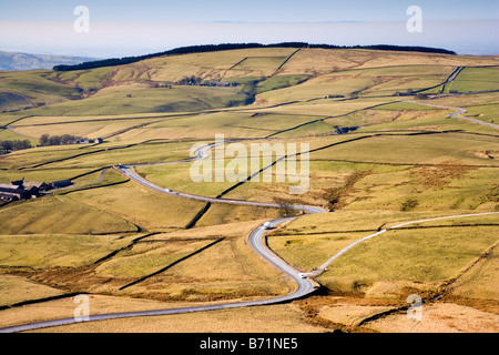 Blick auf die A537 aus Shining Tor im Peak District in Cheshire Stockfoto