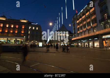 Parade-Platz bei Nacht mit Weihnachten Beleuchtung Zürich Schweiz Stockfoto