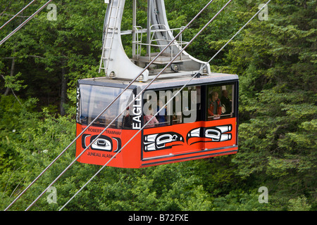 Mount Roberts Tramway befördert Passagiere, oben auf einem Berg mit Blick auf Juneau Alaska Stockfoto