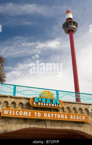 Der Pier und die Promenade in Daytona Beach in Florida Stockfoto