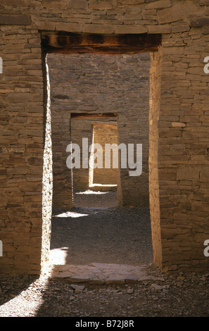 Türen in Pueblo Bonito Anasazi Ruine im Chaco New Mexico USA Stockfoto