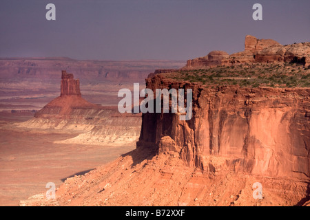 Candlestick-Turm über Soda Springs Becken auf der Insel Sky Bezirk des Canyonlands National Park in Utah Stockfoto