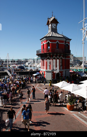nach unten über den Uhrturm Square auf der V & A ist Wasser hinter der Uhrturm-Cape Town-Südafrika Stockfoto