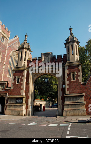 Das Tor zu der großen Halle des Lincoln Inn In London Stockfoto