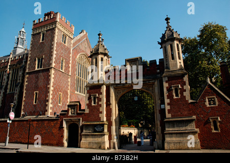 Das Tor zu der großen Halle des Lincoln Inn In London Stockfoto