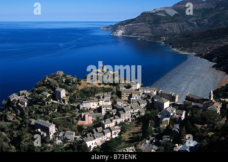 Luftaufnahme über Nonza, Nonza Strand und die Bucht, Cap Corse, Korsika, Frankreich Stockfoto