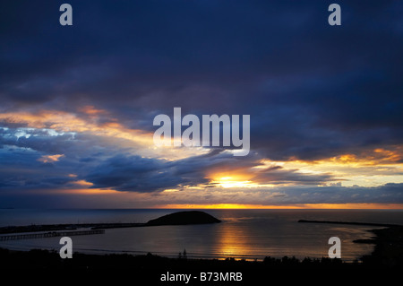 Sonnenaufgang über Coffs Harbour und Muttonbird Island New South Wales Australien Stockfoto