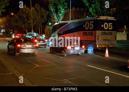 Polizei Drogen und Alkohol Atem Tests in Melbourne Victoria Australien Stockfoto