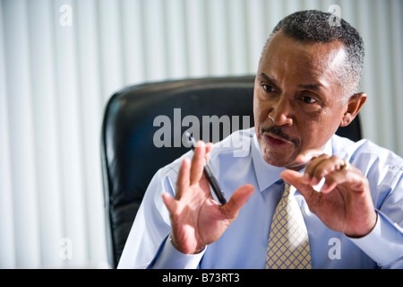 Nahaufnahme von afrikanisch-amerikanischer Geschäftsmann Stockfoto