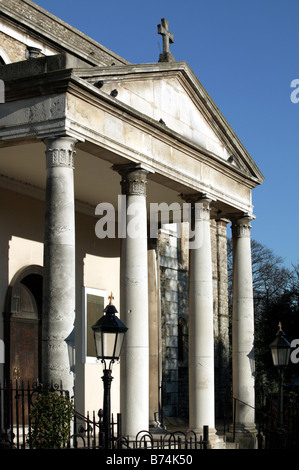 Nahaufnahme Tele geschossen des Einganges des St Mary die Jungfrau in Ladywell, Lewisham Stockfoto