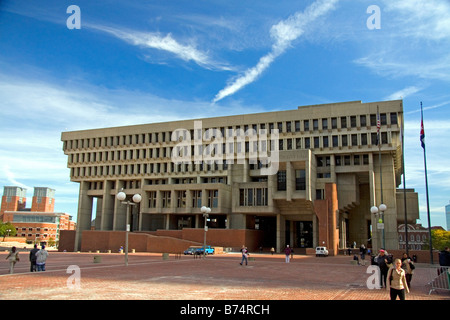 Boston City Hall befindet sich in Government Center Plaza in der Innenstadt von Boston Massachusetts, USA Stockfoto