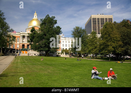 Das Massachusetts State House und Boston Common befindet sich im Stadtteil Beacon Hill von Boston Massachusetts, USA Stockfoto