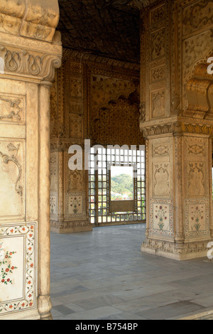 Innenansicht des Diwan i Khas oder Halle des Privataudienzen am roten Fort Stockfoto