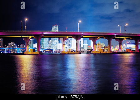 Brücke über eine Bucht, venezianischen Causeway, Biscayne Bay, Miami, Florida, USA Stockfoto