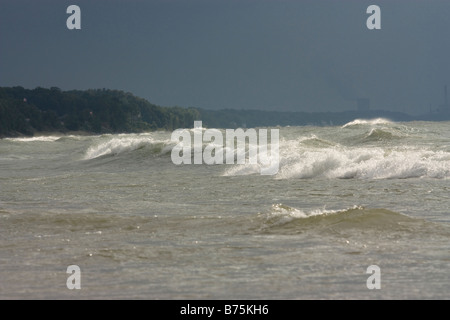 Großen Wellenformationen am Lake Michigan südlich New Buffalo Michigan Stockfoto