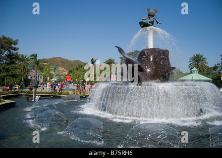 Eingang-Brunnen, Hong Kong Disneyland Resort, Lantau Island, Hongkong, Volksrepublik China Stockfoto