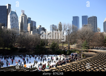 New York City, Eislaufen im Central Park Stockfoto