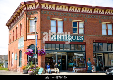 Antiquitätengeschäft auf Commercial Avenue, Anacortes, Washington, USA Stockfoto