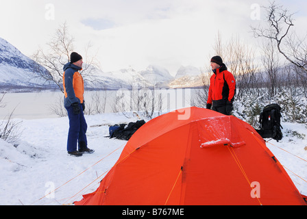 Outdoor-camping Stora Sjoefallet Np Lappland Schweden Laponia Norrbotten Europa Zelt adventure Urlaub Nationalpark winter Stockfoto