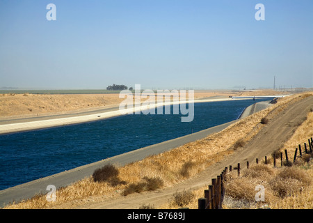 Die California Aqueduct, Merced County, Kalifornien, USA Stockfoto