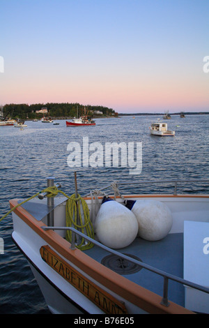 Hafen in der Morgendämmerung, Port Clyde, Maine, USA Stockfoto