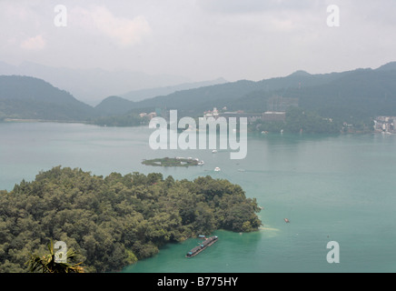 Sonne-Mond-See befindet sich in Zentraltaiwan Stockfoto