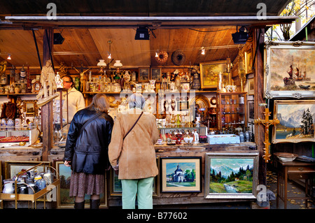 Gemälde und Utensilien, Auer Dult, München, Bayern, Deutschland, Europa Stockfoto